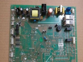 新飞冰箱电源板故障解决方法（如何快速解决新飞冰箱电源板故障问题）