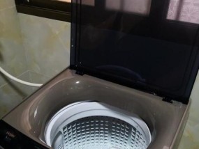 海尔滚筒洗衣机显示排水故障维修方法（排水故障的原因及解决办法）