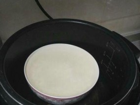 电饭煲内米饭坏了怎么办（快速解决电饭煲内米饭变质问题的方法）