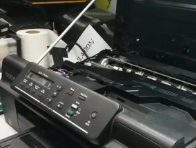 解决以sharp复印机卡纸故障的有效方法（快速排除sharp复印机卡纸问题）