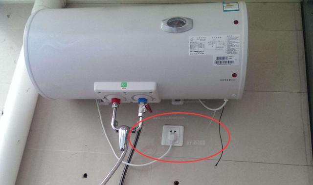 热水器插头每天拔不拔，影响你的生活质量（为什么每天拔掉热水器插头是一个明智的选择）  第1张